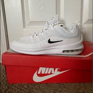 Men Size 12 Nike Air Max Axis